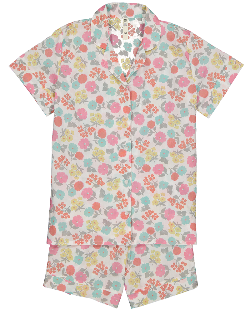Conjunto clásico floral