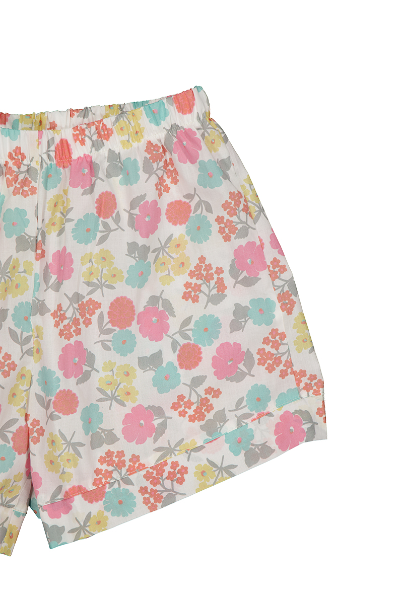 Conjunto clásico floral
